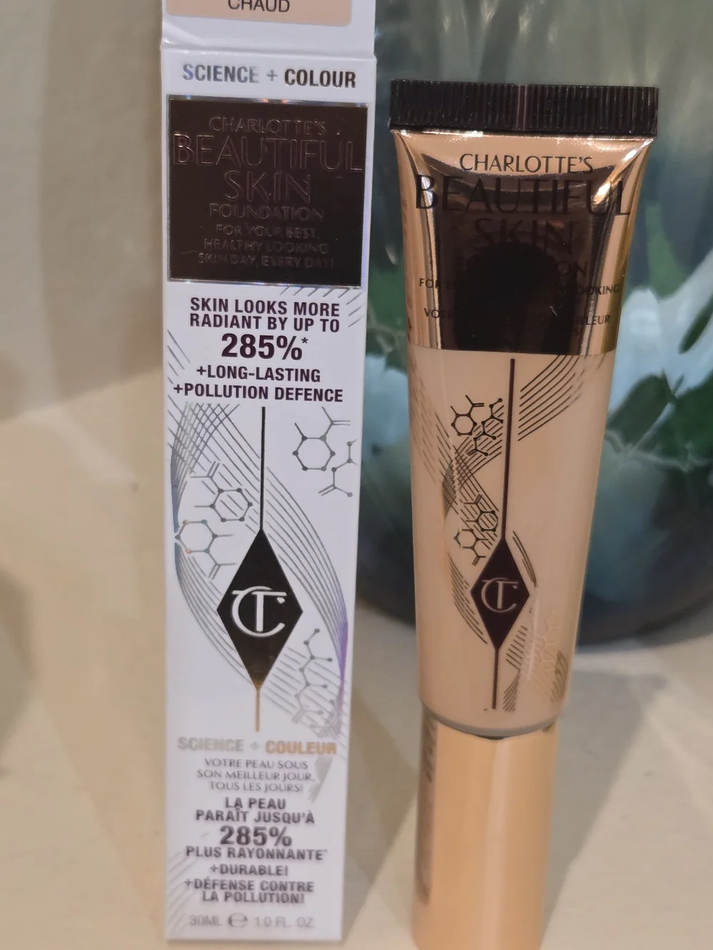 Charlotte Tilbury Beautiful Skin Foundation 2 Warm 30mL 1 fl oz New in Box